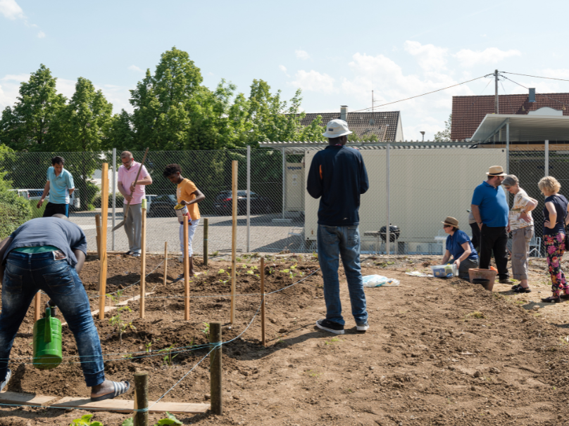 Flüchtlingsunterkunft bauen
